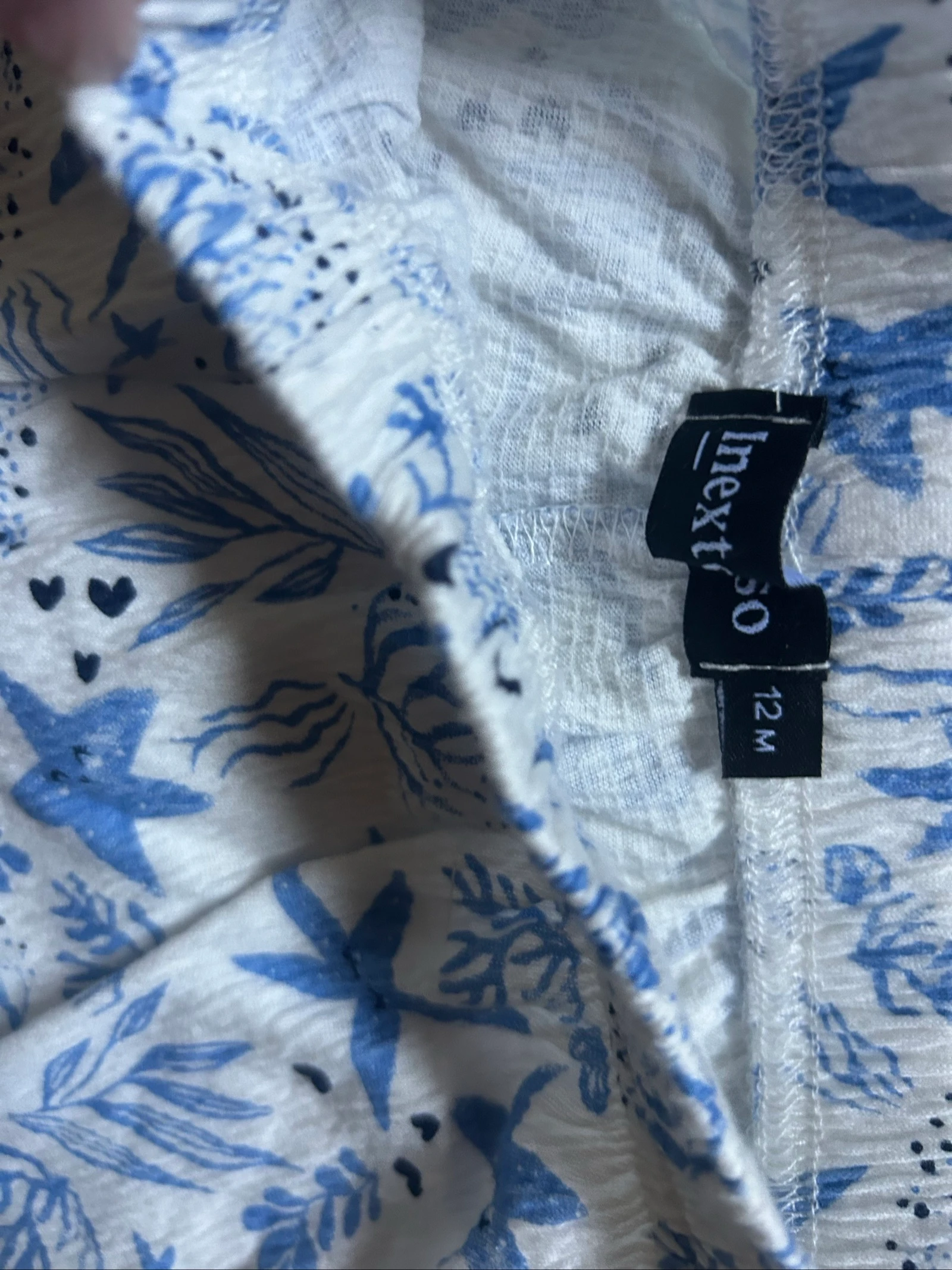 Bonito lote para bebé (2 tops + 1 short) talla 12 meses – photo 3